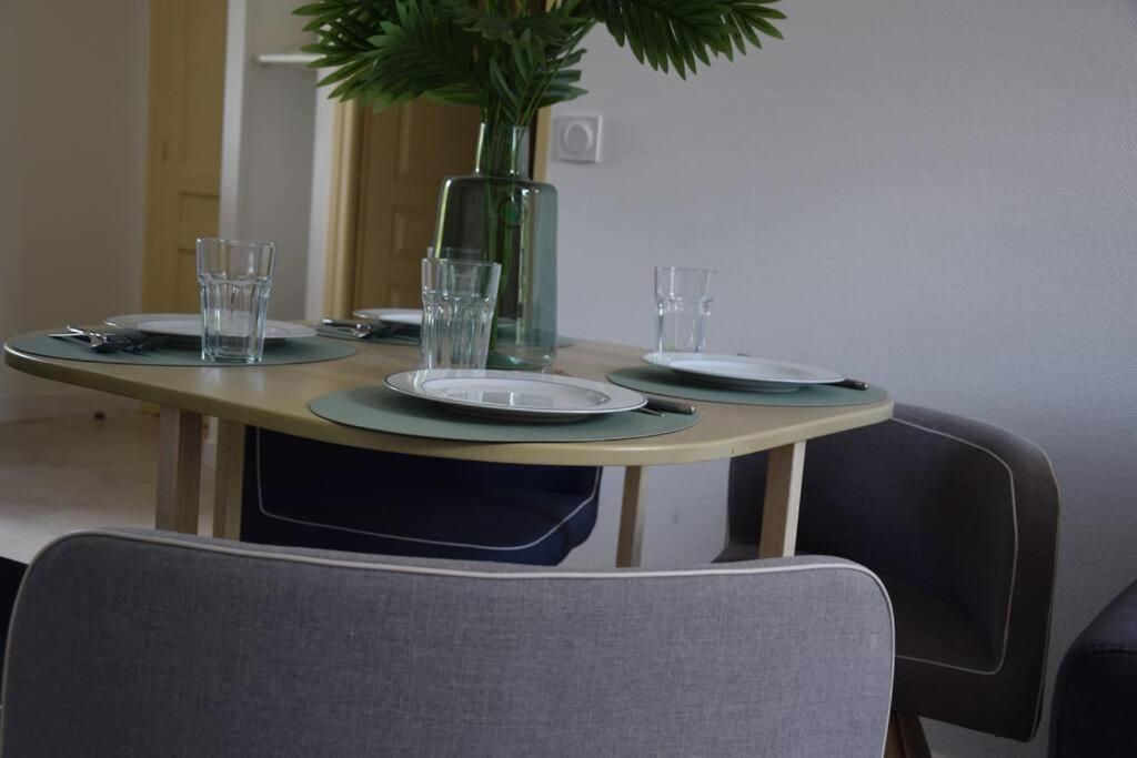 Apartamento Elegant T2 A Bron, Tramway A 2Min, Box Parking, 4Personnes Exterior foto