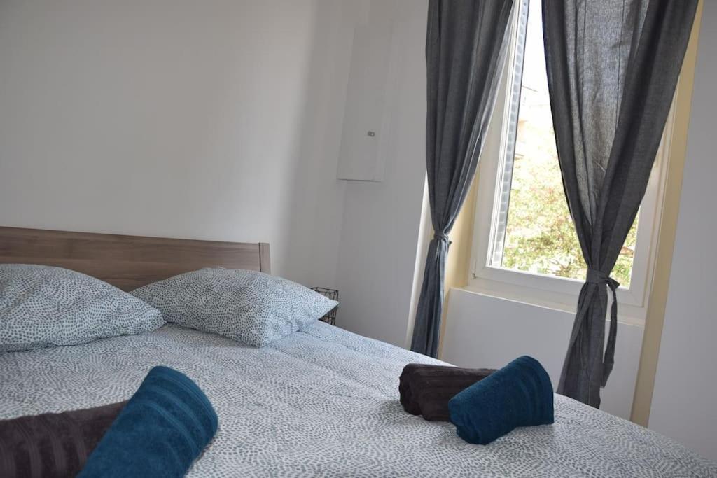 Apartamento Elegant T2 A Bron, Tramway A 2Min, Box Parking, 4Personnes Exterior foto