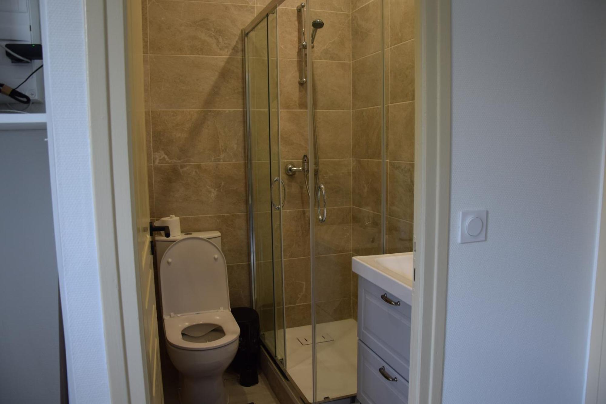 Apartamento Elegant T2 A Bron, Tramway A 2Min, Box Parking, 4Personnes Exterior foto