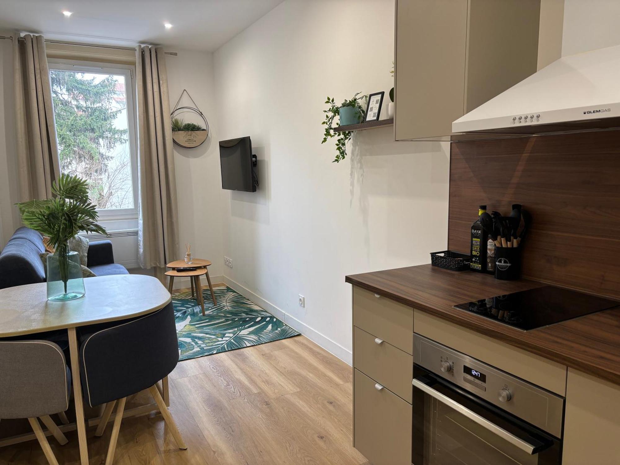 Apartamento Elegant T2 A Bron, Tramway A 2Min, Box Parking, 4Personnes Exterior foto